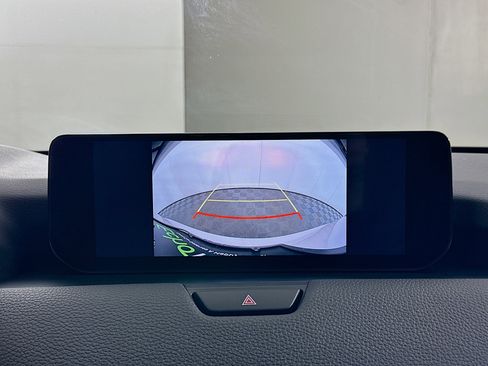 Used 2024 MAZDA CX-90 Plug-In Hybrid w/ Preferred image 22