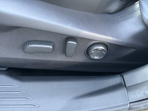 New 2025 Subaru Outback Limited image 20