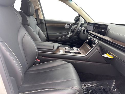 Used 2025 Genesis GV80 3.5T Advanced image 15