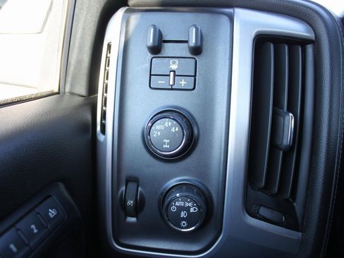Used 2014 GMC Sierra 1500 SLT w/ SLT Crew Cab Value Package image 12