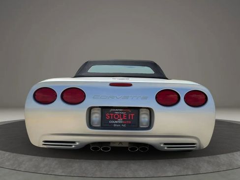 Used 2003 Chevrolet Corvette Convertible w/ Preferred Equipment Group1 RWD image 4