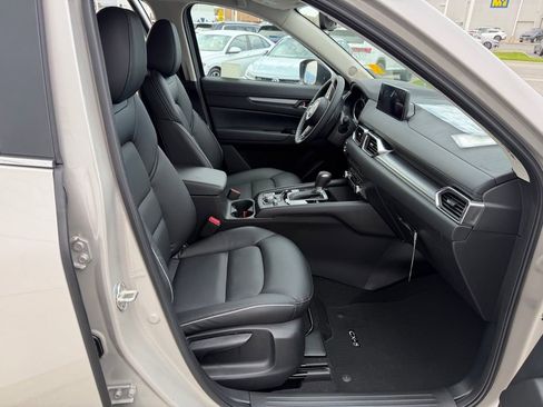 New 2025 MAZDA CX-5 AWD 2.5 S w/ Select Package image 18