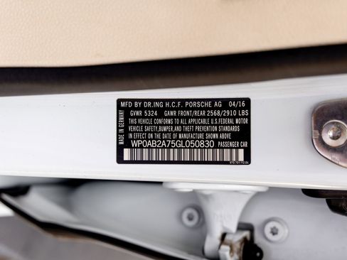 Used 2016 Porsche Panamera S RWD image 43