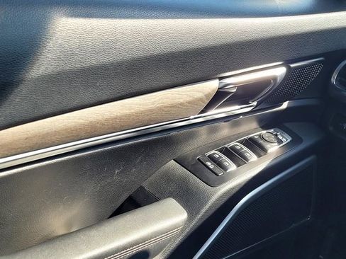 Used 2022 Kia Telluride EX image 34