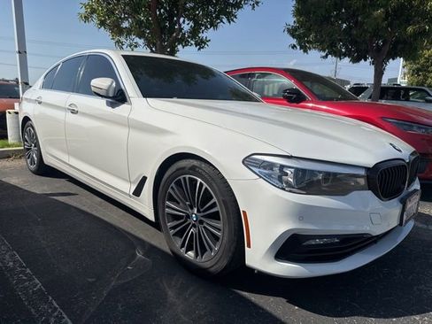 Used 2018 BMW 540i RWD image 4