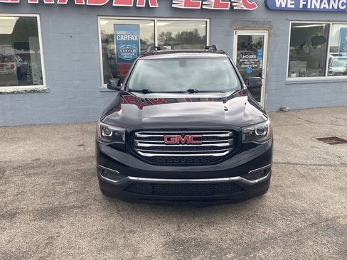 Used 2017 GMC Acadia SLT image 2