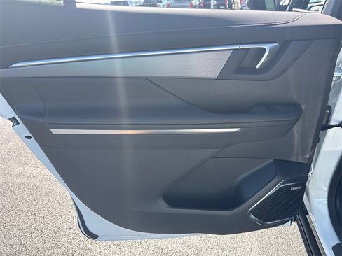 New 2026 Buick Enclave Sport Touring w/ Power Package image 32