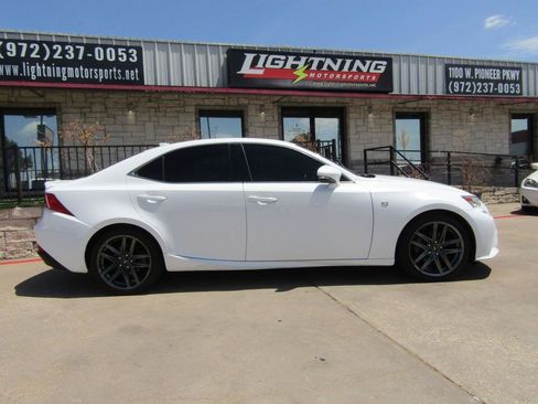 Used 2015 Lexus IS 250 w/ F-Sport Package RWD image 5