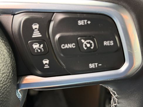 Used 2023 Jeep Wrangler Unlimited Sahara w/ LED Lighting Group AWD/4WD image 25