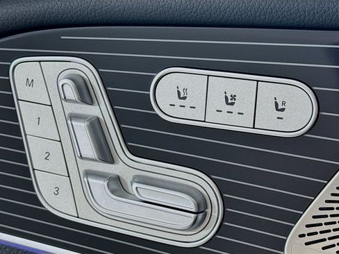 Used 2025 Mercedes-Benz GLE 450 4MATIC Coupe image 22