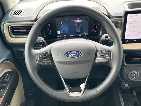 Used 2025 Ford Maverick Lariat AWD/4WD image 24