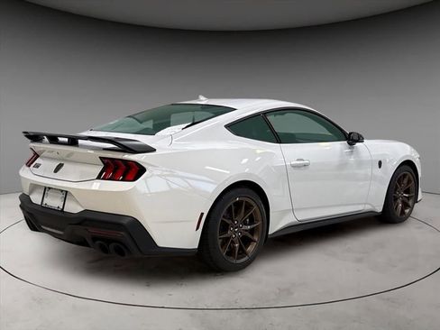 New 2025 Ford Mustang Dark Horse image 5