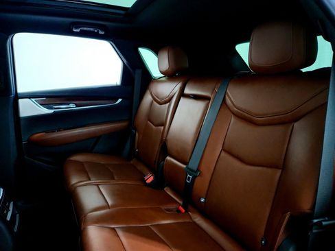 Used 2021 Cadillac XT5 Sportv image 14