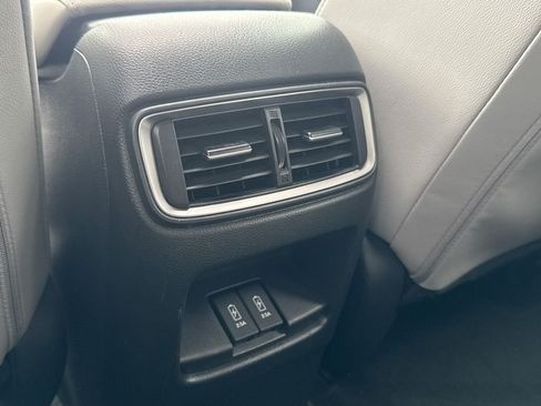 Used 2017 Honda CR-V Touring image 32