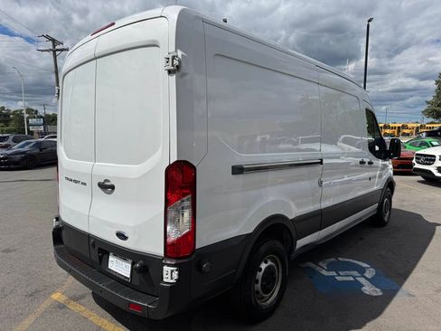 Used 2016 Ford Transit 250 148 Medium Roof RWD image 5