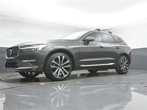Used 2023 Volvo XC60 B5 Ultimate w/ Protection Package Premier image 40