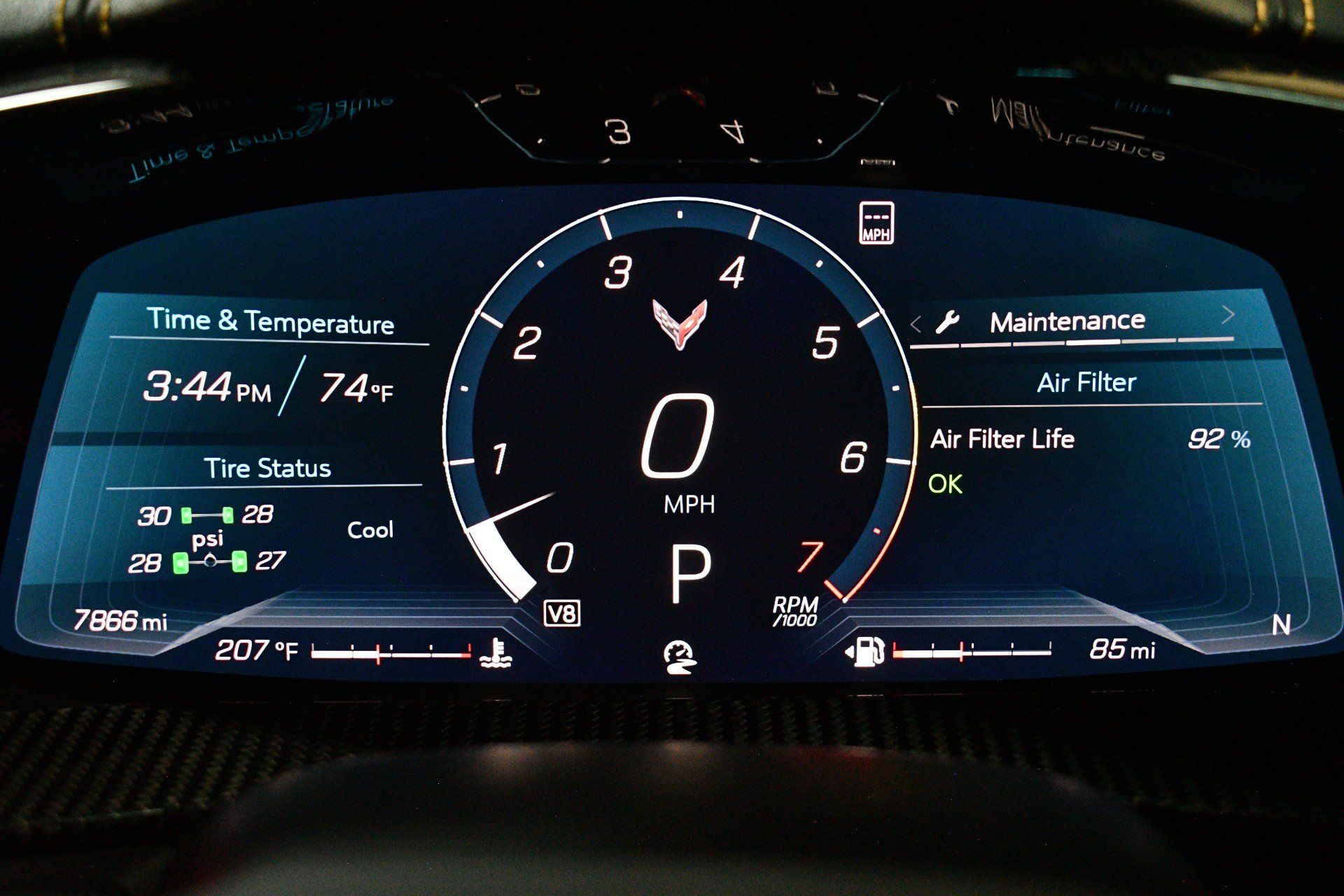 Used 2022 Chevrolet Corvette Stingray Preferred Cpe w/ Z51 Performance Package RWD image 25