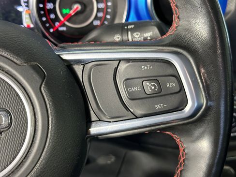 Used 2020 Jeep Gladiator Rubicon image 11