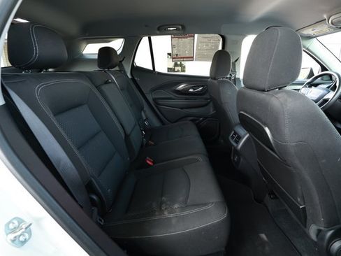 Used 2024 GMC Terrain SLE FWD image 29