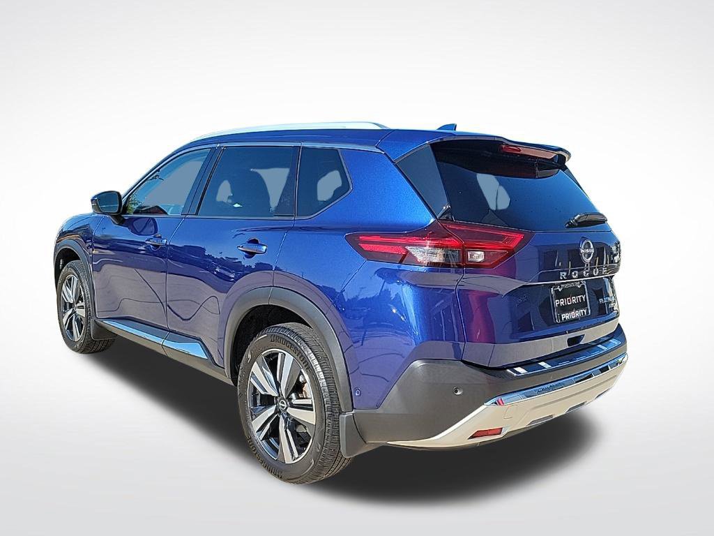 Used 2023 Nissan Rogue Platinum AWD/4WD image 3
