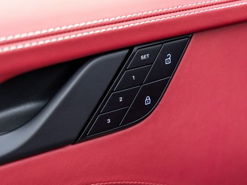 Used 2024 Porsche 911 Targa 4 GTS image 27