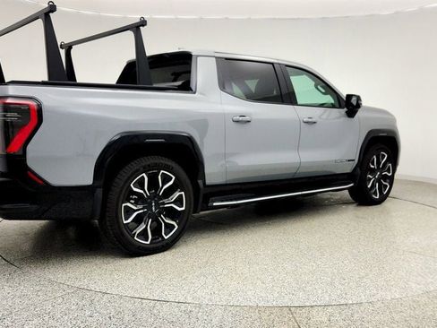 Used 2025 GMC Sierra EV Denali image 5