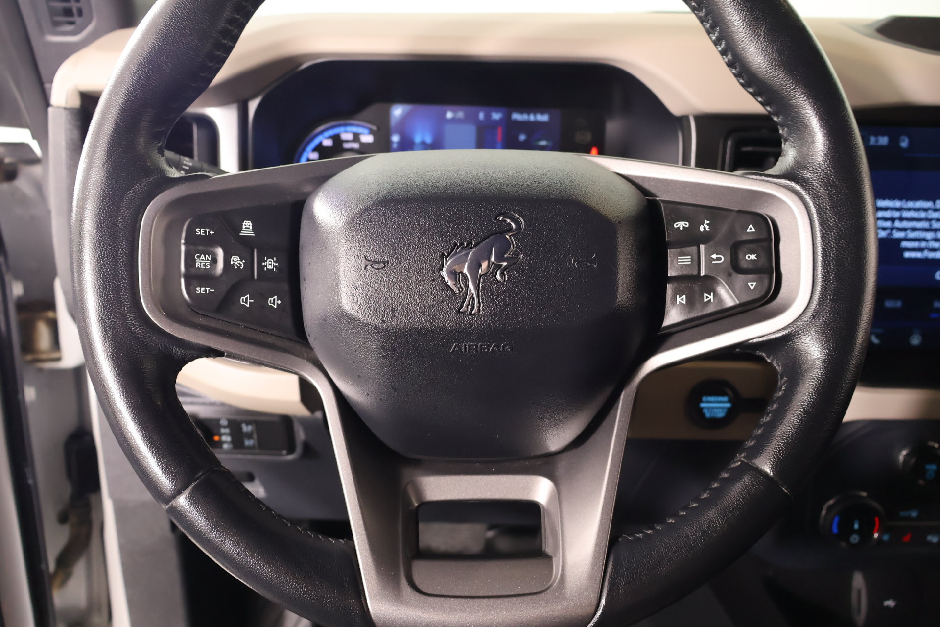 Used 2022 Ford Bronco Wildtrak AWD/4WD image 3
