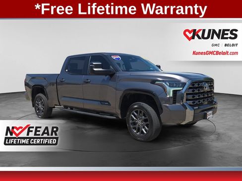 Used 2022 Toyota Tundra Platinum AWD/4WD image 1