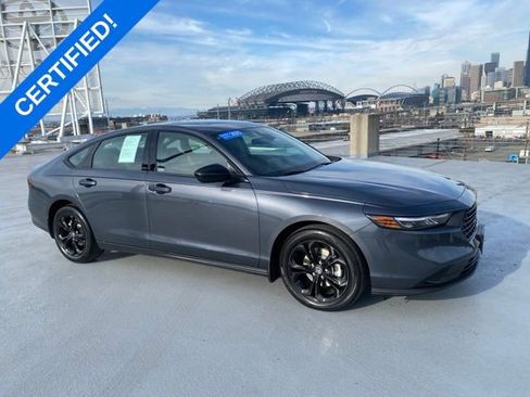 Certified 2025 Honda Accord SE image 1