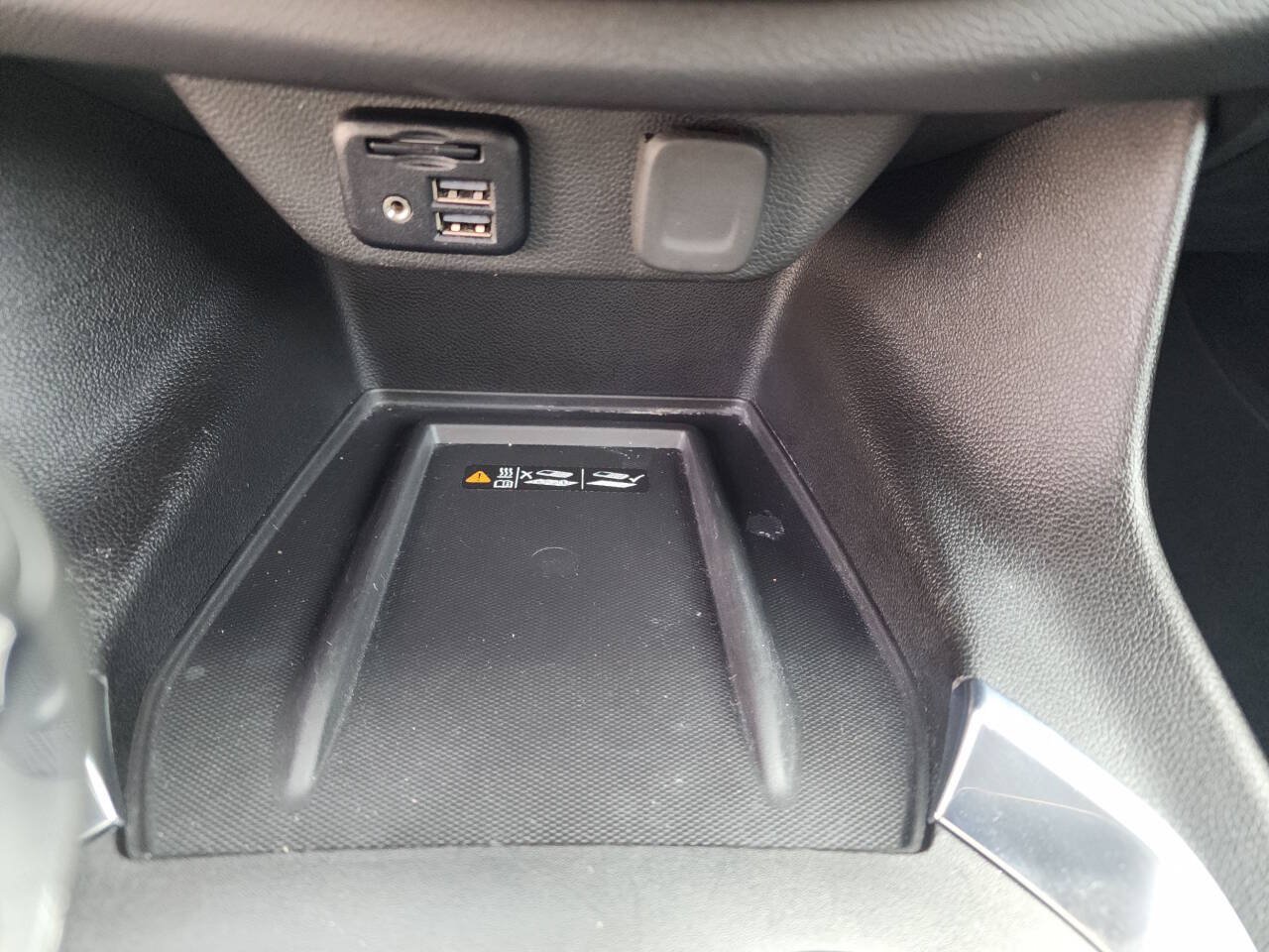 Used 2023 Chevrolet Traverse RS AWD/4WD image 39