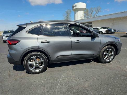 Used 2025 Ford Escape ST-Line AWD/4WD image 9