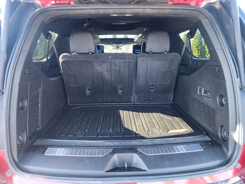 Used 2022 GMC Yukon XL AT4 image 11