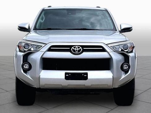 Used 2023 Toyota 4Runner SR5 Premium w/ Moonroof Package RWD image 8