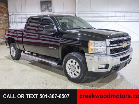 Used 2014 Chevrolet Silverado 2500 LTZ w/ LTZ Plus Package AWD/4WD image 31