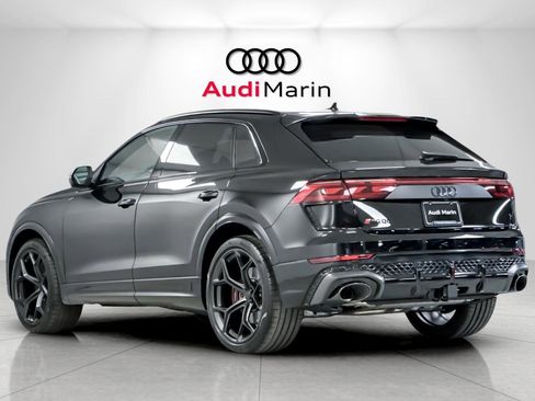 New 2026 Audi RS Q8 performance image 3