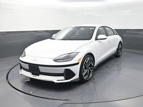 New 2025 Hyundai Ioniq 6 SEL AWD/4WD image 4