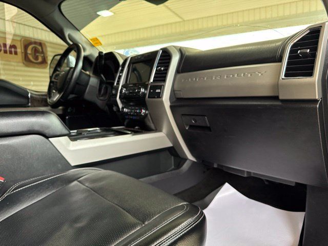 Used 2018 Ford F250 Lariat w/ Lariat Ultimate Package AWD/4WD image 26
