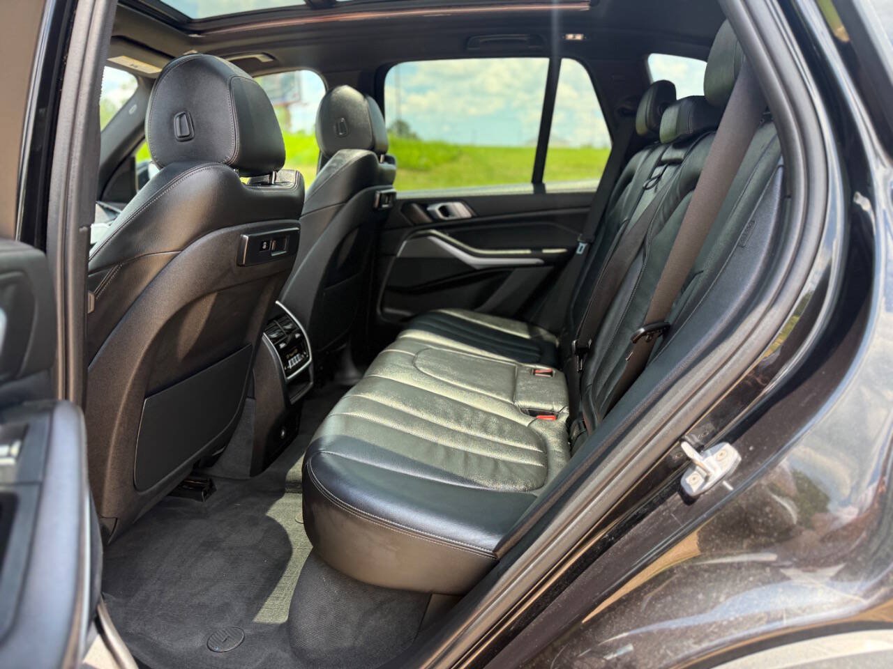 Used 2019 BMW X5 xDrive40i w/ Convenience Package AWD/4WD image 12