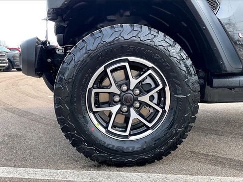 New 2026 Jeep Wrangler Unlimited Rubicon image 12