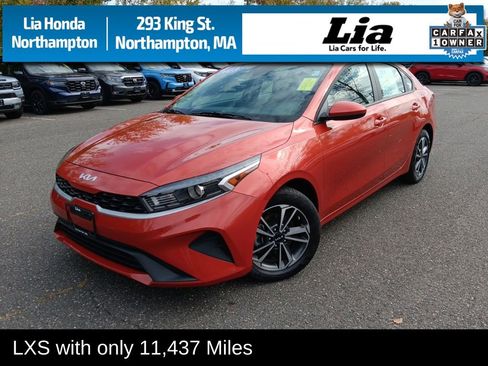 Used 2023 Kia Forte LXS image 1