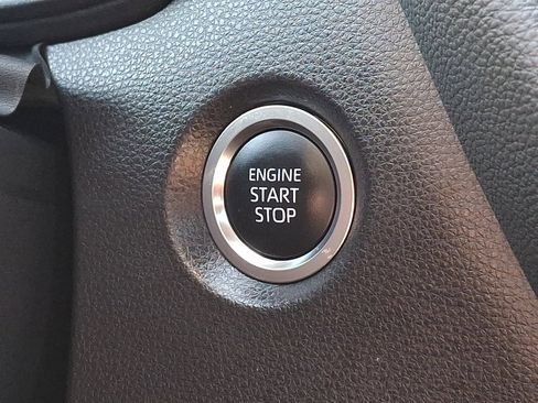 Certified 2025 Toyota Corolla SE w/ SE Premium Package FWD image 23