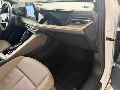 Used 2025 Audi Q5 Premium w/ Convenience Package AWD/4WD image 23
