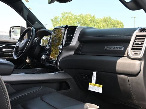 Used 2021 RAM 1500 Laramie AWD/4WD image 24