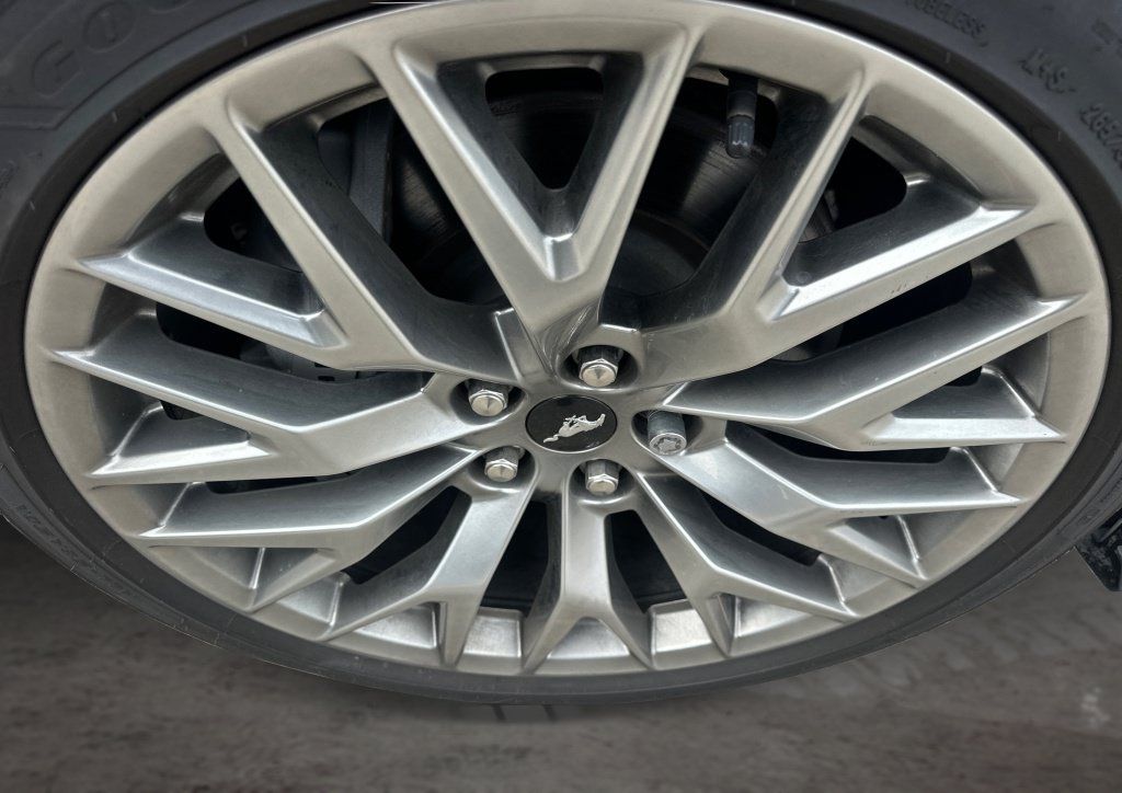 Used 2025 Ford Mustang GT Premium RWD image 17