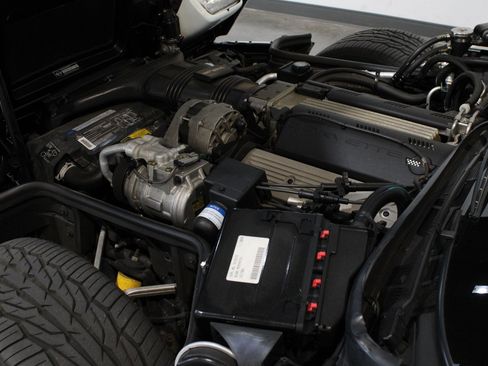 Used 1992 Chevrolet Corvette Coupe RWD image 14