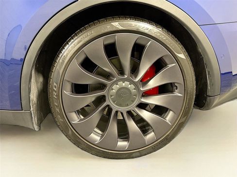 Used 2021 Tesla Model Y Performance image 30