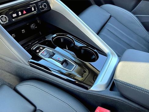 Used 2025 Audi Q5 Premium Plus w/ Premium Plus image 14