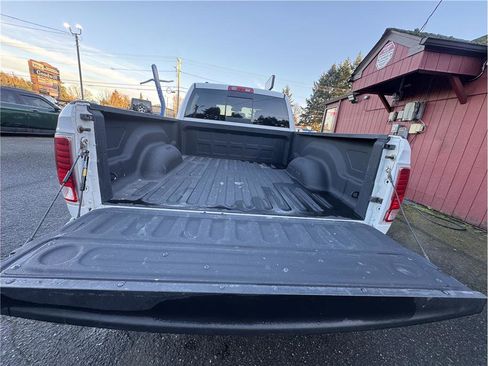 Used 2014 RAM 1500 Laramie Longhorn image 29