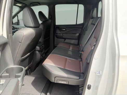 New 2026 Honda Ridgeline Black Edition image 17