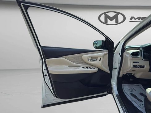 Used 2020 Nissan Murano SL w/ Moonroof Package FWD image 38